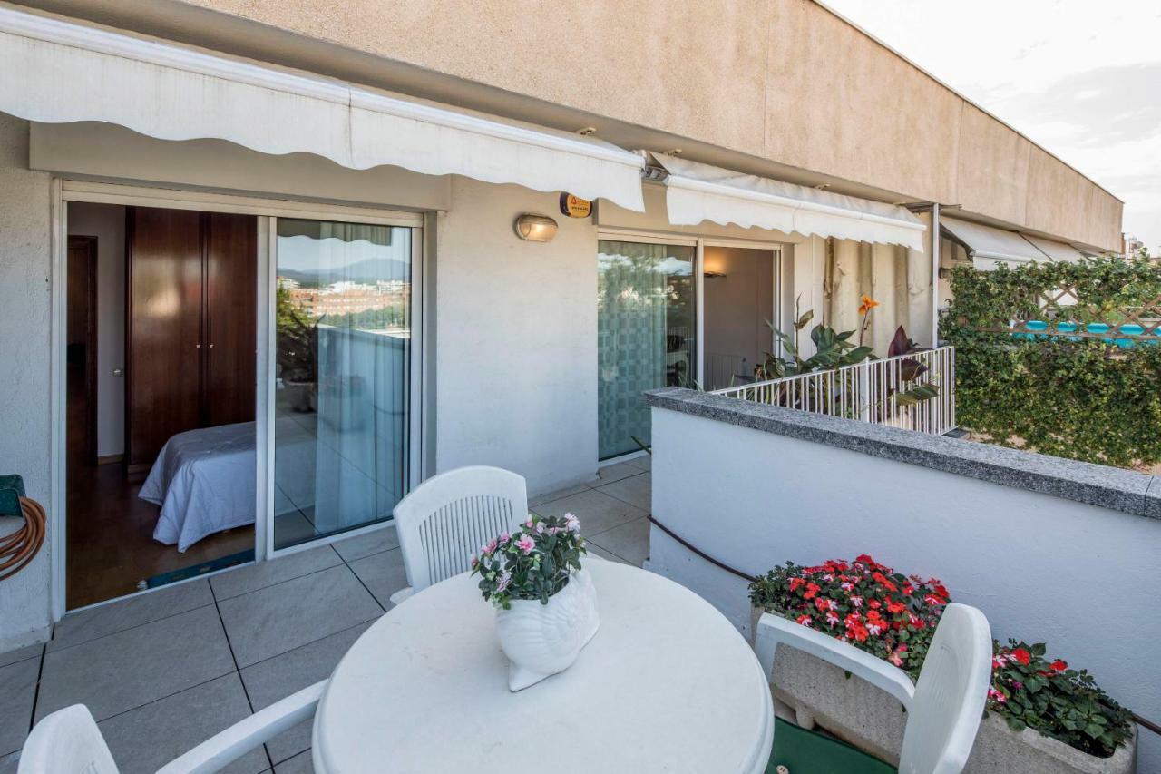 Ferienwohnung Atico Con Gran Terraza En El Corazon De Gerona Exterior foto